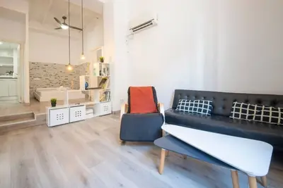 Image de Studio spacieux au cœur de Tarragone avec balcon