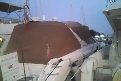 Image de Une nuit de rêve surun Bateau au quai d'honneur. . . .