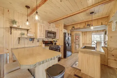 Image de Private Beach & Fishing Pond! Eufaula Family Cabin