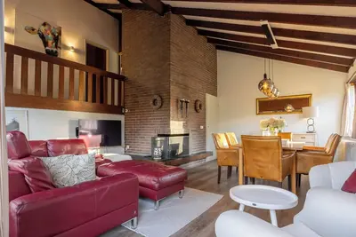 Image de Modern Holiday Home with Large Garden in Oostkapelle - Ope73