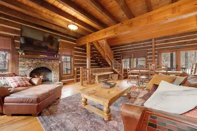 Image de Luxury Mountain Retreat w/ Hot Tub in Franklin!