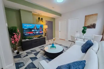 Image de Sterling / King Bed / Elevator / 2 Ensuite / W/D