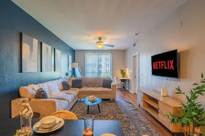 Image de Near Asu & Sloan Park | Gym, Parking, Pool, Wd