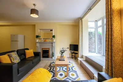 Image de 2 Bed Apartment by Shortstays