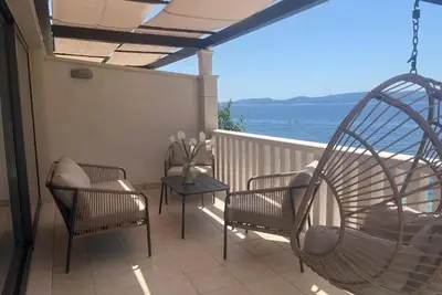 Image de Appartement d'une chambre prés de la plage Medici, Omis (A-25214-a)