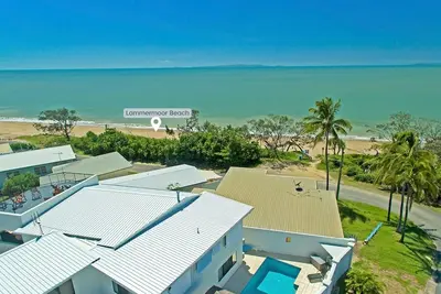 Image de Beach House @ Cooee- Pool and Ocean Views