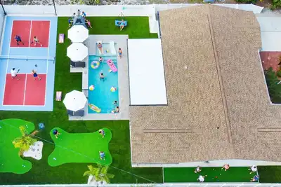 Image de New! Beach Retreat - Heated Pool, Bocce, Pickleball