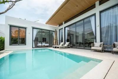 Image de Modern Pool Villa in Tranquil Chalong Phuket