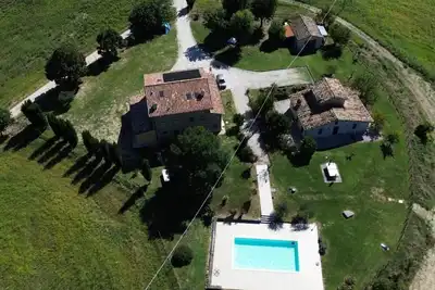 Image de Magnifique maison de vacances privée avec piscine privée, Wifi, animaux admis et vue panoramique