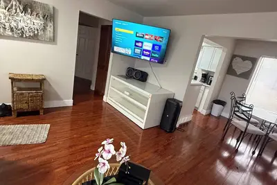 Image de Delightful 5-bedroom house with Ac for a relaxing stay