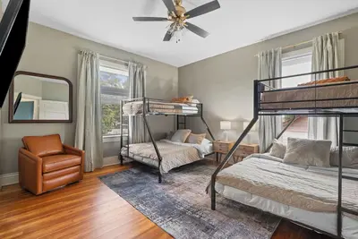 Image de Historic 5-bedroom house in downtown Etown