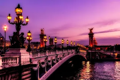 Bright Parisian Escape by the Arc de Triomphe