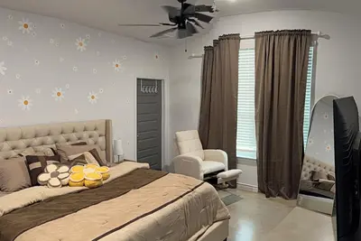 Image de Modern 3br | 7-Min Walk to Baylor Scott & White and free parking!