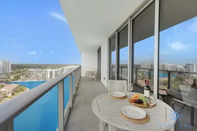 Image de Beautiful 1br High-Rise | Sunset Views