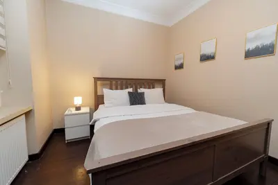 Image de Central 3-Bedroom Ground Floor Apartment - 4–5 Min to Taksim Sq - 2 Bathrooms