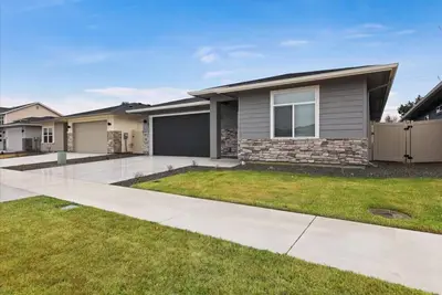 Image de Bright Modern Home. Spa-like Suite +Freeway Access