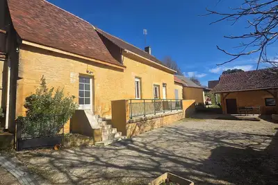 Image de Le Cheyssignaguet entre Lascaux et Sarlat