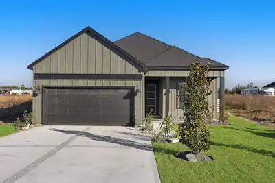 Image de Elegant 4-Bedroom Luxury Country to City Living in Cleveland, Tx