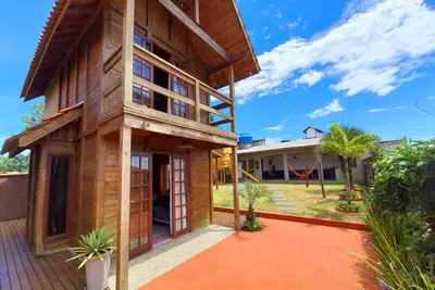 Image de Spacious and well-located chalet in Praia do Rosa.