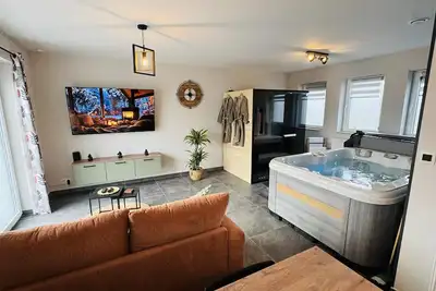 Image de Villa avec Spa et Sauna privatif Le Cocon de Pernelle