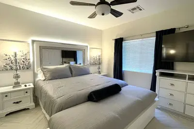 Image de 3-bedroom 2 King bed house in lovely Tucson with cool Ac for relaxing stays