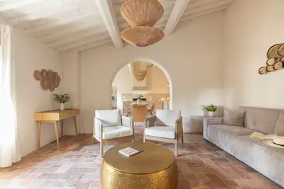 Image de Casa del Pozzo, a smart home in Lajatico with air conditioning and garden