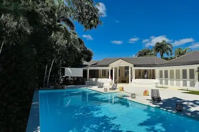 Image de Luxury Italian Villa with Ocean Views in Casa de Campo