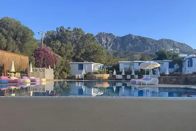 Image de Two bedroom Bungalow with pool and mountain views