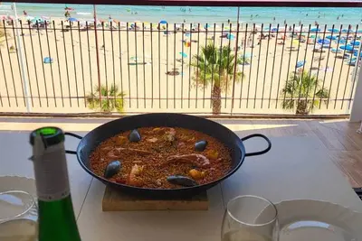 Image de First line of Levante beach of Benidorm