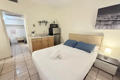 Image de Peaceful Miami Studio Spot  2335