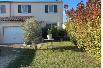 Image de Maison de campagne entre les dentelles et le Mont Ventoux