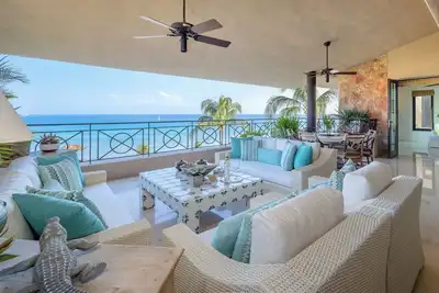Image de Stunning Penthouse with Breathtaking Ocean Views-Hacienda de Mita-Golf & Beach
