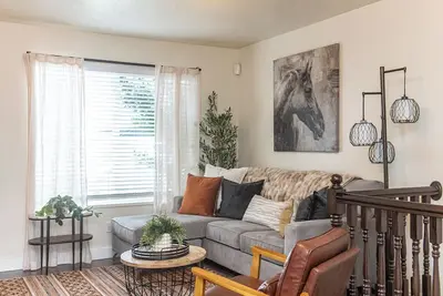 Timpanogos Bungalow- New Listing