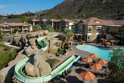 Image de Resorts among beautiful mountains in Escondido, Ca with 2 beds, full kitchen