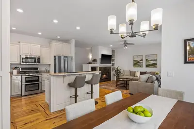 Image de Tranquil Pond-Side Retreat | 4 Bikes Available to Bike Boise River Greenbelt | Outdoor Fire Pit