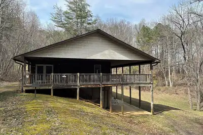 Image de Partridge Place Hideaway (Lower Unit Only) - Mountain adventures abound!