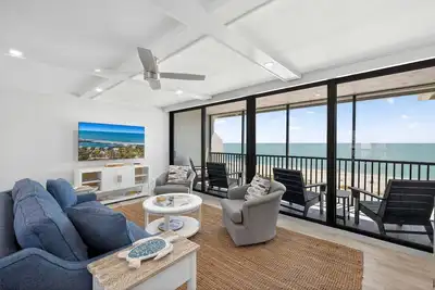 Image de Stunning Gulf front Sundial New!