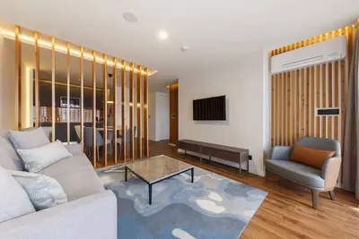 Image de Charming, Convenient 1-Bedroom Apartment Near the Marina w/ Scenic Views