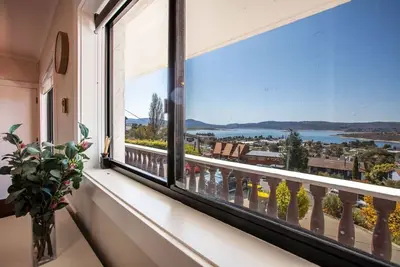 Image de Stunning Water Views 2