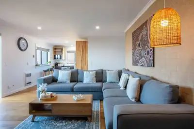 Image de Stunning water views 3-  2 bed/2 bath