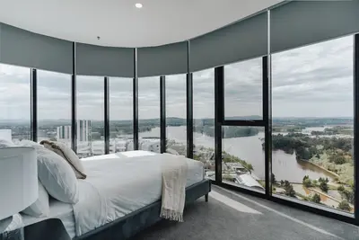 Image de Vue panoramique sur le lac, 2 chambres avec piscine,