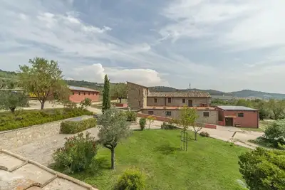 Image de Chambre avec climatisation, piscine privée, Wifi, Tv, véranda, animaux admis, près de Pérouse