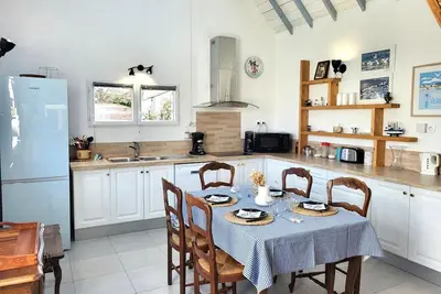 Image de Maison de plage La Payade avec terrasse privée, jardin et Wi-Fi à Pirou