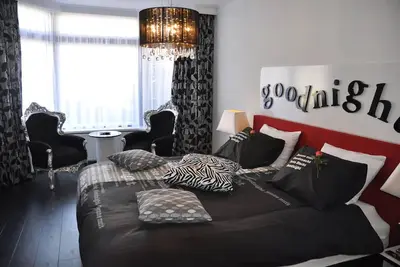 Image de Enchanting Haven, Steps from Dunes, Nature Walks, and Idyllic Coastal Trails