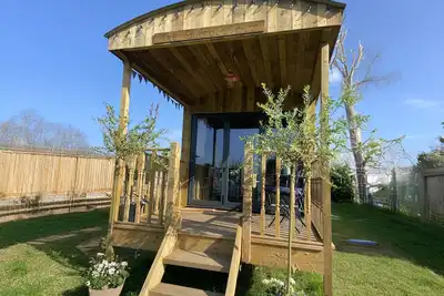 Image de The Suffolk Hut, pet friendly in Lower Peover, Cheshire