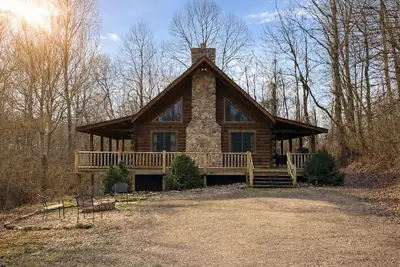 Image de Cozy 3-bedroom cabin in fabulous Hocking Hills, Ohio