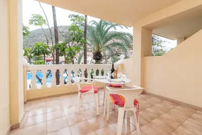 Image de Cosy Studio Apartment. Central Location