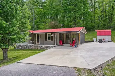 Image de New-Sunfish Cottage - Walk to Hidden Harbor Marina