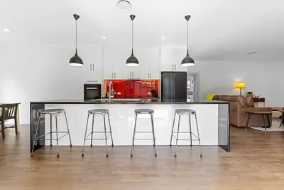 Image de Spacious 4-Bedroom Retreat