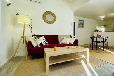 Image de Appartement lumineux proche Arènes et gare